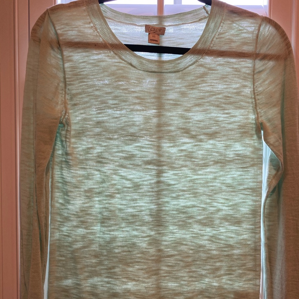 Thin sweater T